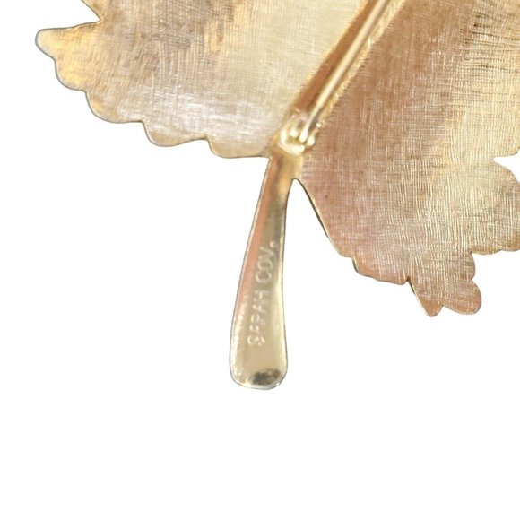Vintage Sarah Coventry Gold Tone Leaf Pin with Pearl Accent - 2-1/2" Wide - Picture 3 of 4